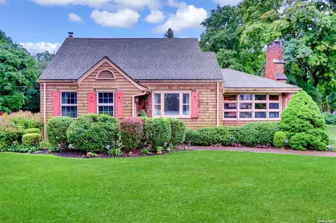 256 Waverly Ave, Medford, NY 11763