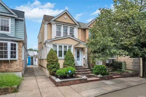 65-29 70th Ave, Glendale, NY 11385