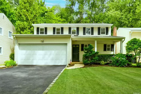 101 Soundview Dr, Port Washington, NY 11050