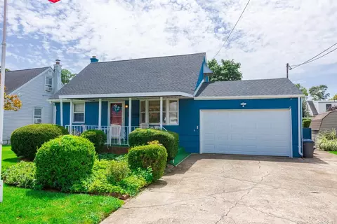 174 Van Buren St, West Babylon, NY 11704