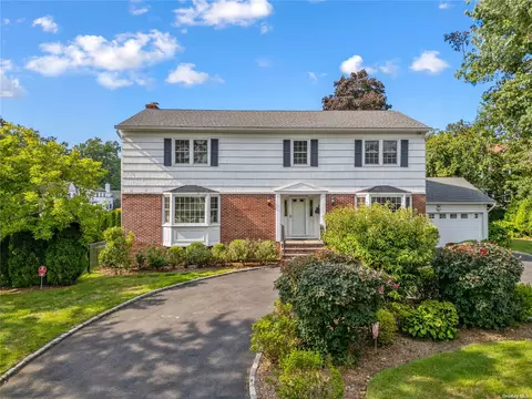 10 Crossway, Scarsdale, NY 10583