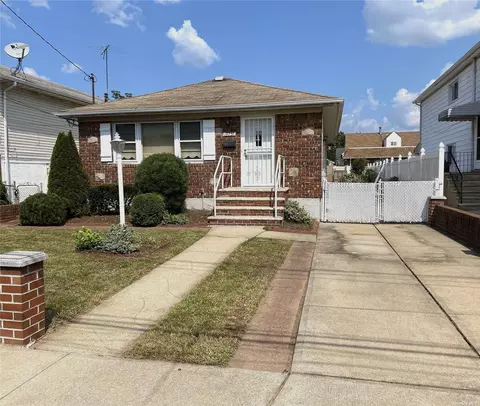 157-37 81st St, Howard Beach, NY 11414