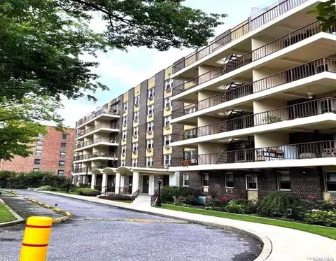 140-55 34th Ave #5S, Flushing, NY 11354