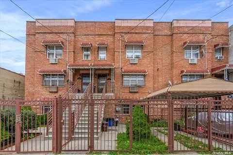 233 Amboy St, Brooklyn, NY 11212