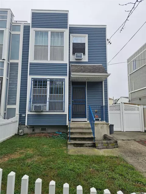 320 Beach 43rd St, Edgemere, NY 11691