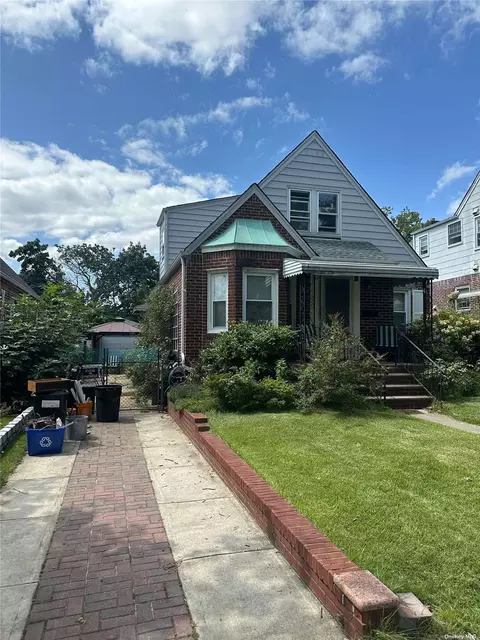 46-32 192nd St, Flushing, NY 11358