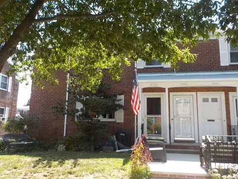 247-34 76th Ave #F-2, Bellerose, NY 11426