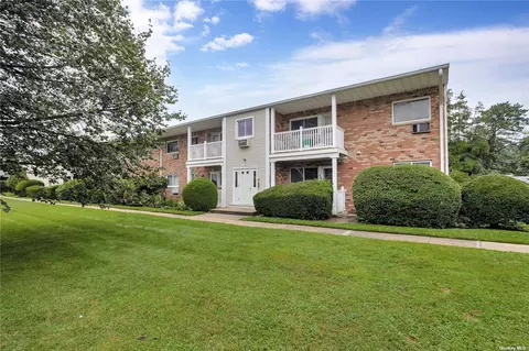 73 Adams Rd #2F, Central Islip, NY 11722