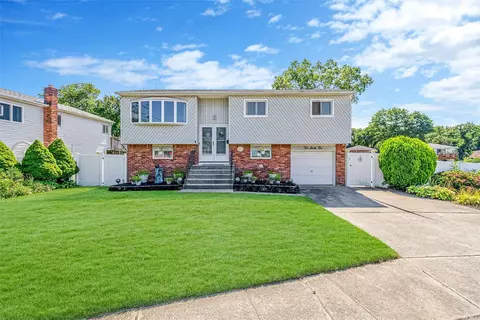 262 Kellum St, West Babylon, NY 11704