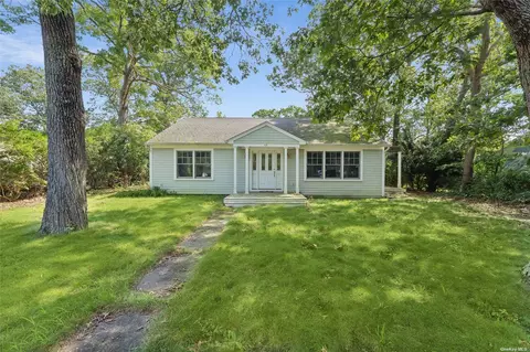68 Sylvan Ave, Riverhead, NY 11901