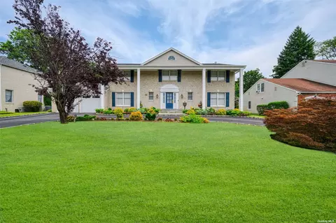 38 Bridle Path, Great Neck, NY 11021