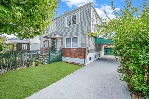 150-84 116th Dr, Jamaica, NY 11434