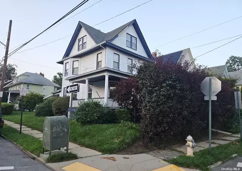 89 Chauncey Ave, New Rochelle, NY 10801