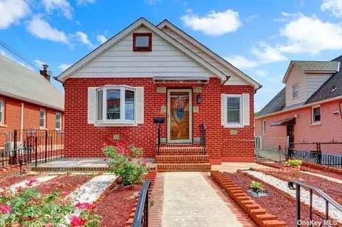 29-23 201 St, Bayside, NY 11360