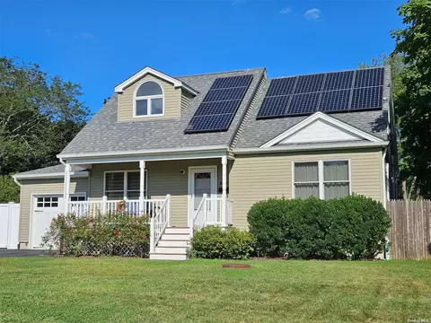 151 Grand Blvd, Brentwood, NY 11717