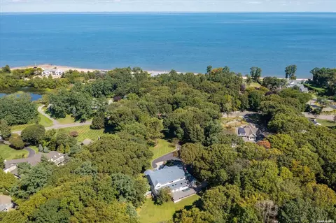 21 Marions Ln, Northport, NY 11768