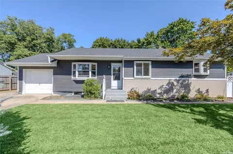 155 Sterling St, Port Jefferson Station, NY 11776