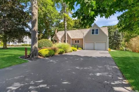 177 Hewlett Ave, East Patchogue, NY 11772