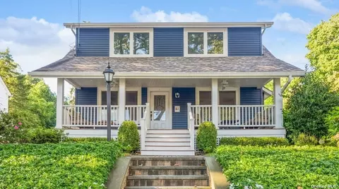 67 Sammis St, Huntington, NY 11743