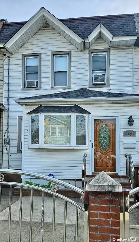94-29 76th St, Ozone Park, NY 11416