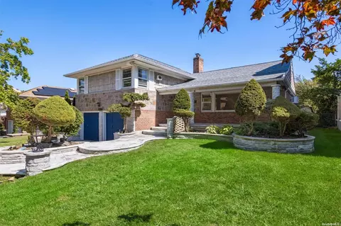 230-14 53rd Ave, Bayside, NY 11364