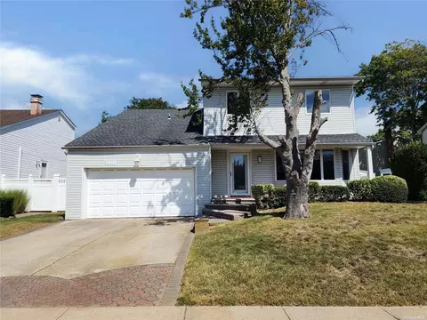 3101 Timothy Rd, Bellmore, NY 11710