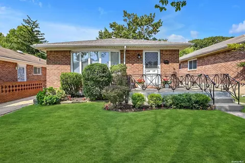 226-15 76 Rd, Bayside, NY 11364
