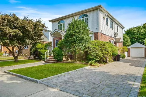 82-29 Commonwealth Blvd, Bellerose, NY 11426