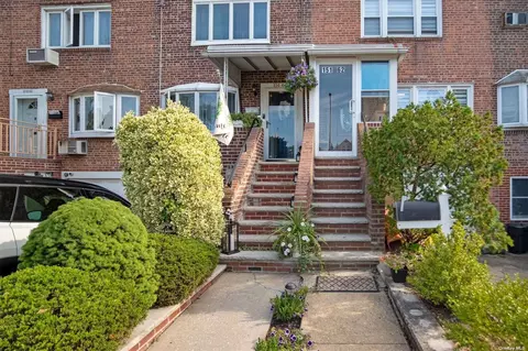 151-62 11th Ave, Whitestone, NY 11357