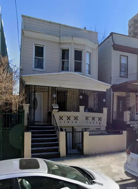 1990 Clinton Ave, Bronx, NY 10457