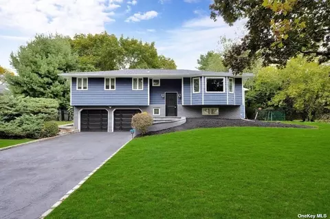 10 Frazer Dr, Greenlawn, NY 11740