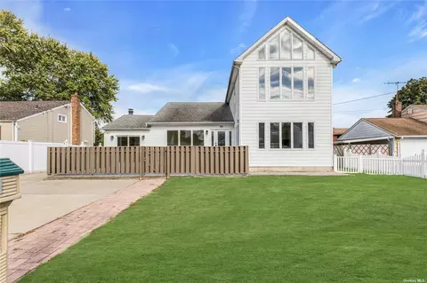 63 Bogart St, Huntington Station, NY 11746 | 13 Photos - Movoto