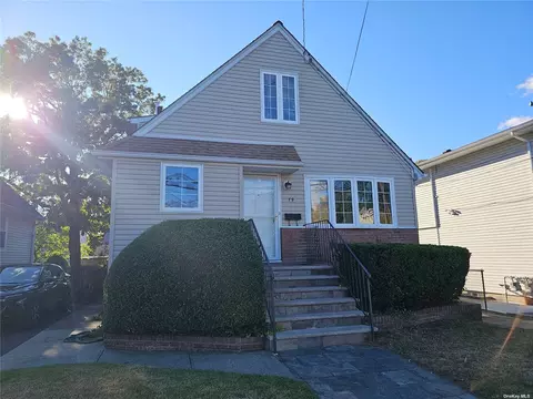 79 Firwood Rd, Port Washington, NY 11050