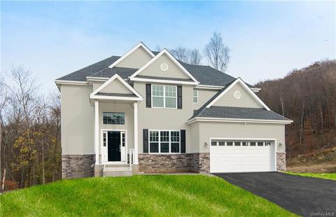45 Arcadian Pl, Fishkill, NY 12524 photo 1