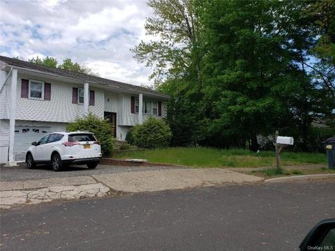 6 Eakman Dr, Haverstraw, NY 10923 photo 1