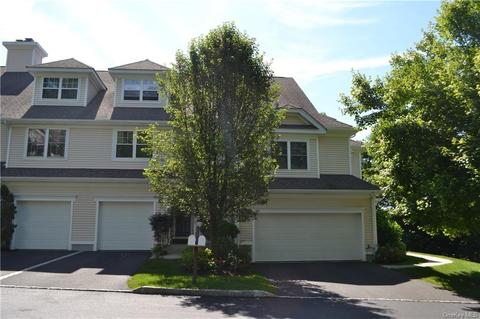 96 Hillcrest Ln, Peekskill, NY 10566 photo 1