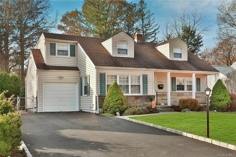 935 Parkway Pl, Peekskill, NY 10566 photo 1