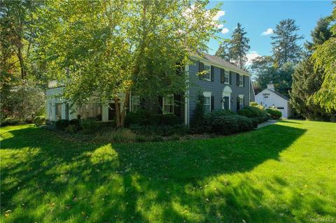 2 Commodore Rd, New Castle, NY 10514 photo 1