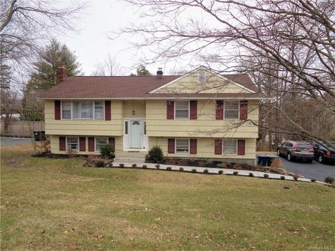 10 Collier Dr, Carmel, NY 10512 photo 1