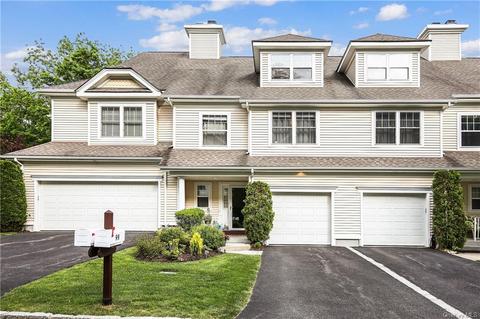 99 Hillcrest Ln, Peekskill, NY 10566 photo 1