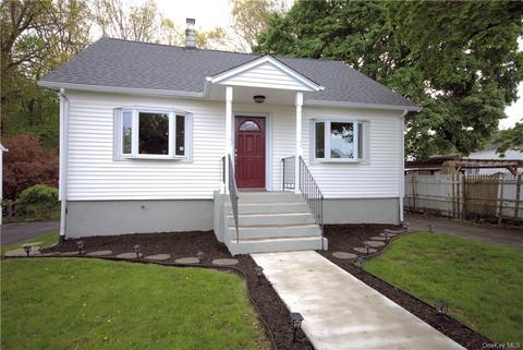 825 Ridge St, Peekskill, NY 10566 photo 1