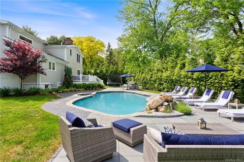 5 Barbara Ct, Rye, NY 10580 photo 1