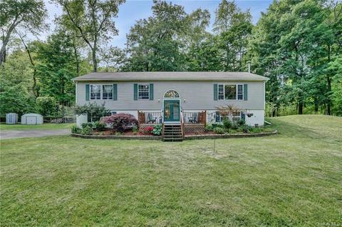 36 Bennett Rd, Poughkeepsie, NY 12601 photo 1