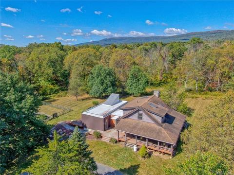 726 Sheldon Rd, Wallkill, NY 12589 photo 1