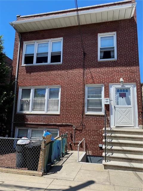 2889 E 195th St, Bronx, NY 10461 photo 1