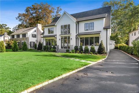 1012 Esplanade Pelham Ny 10803 23 Photos Mls 6045736 Movoto