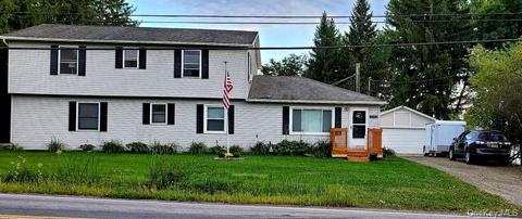 3412 Bennington Dr, Fishkill, NY 12524 photo 1