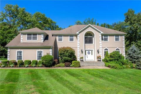 3 Ruby Ln, Carmel Hamlet, NY 10512 photo 1