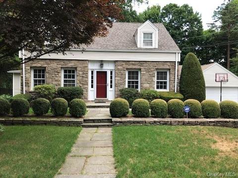 24 Crescent Rd, Greenwich, CT 06878 photo 1