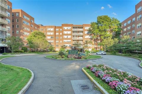 230 Garth Rd #1B1, Scarsdale, NY 10583 | 25 Photos | MLS #6060679 - Movoto
